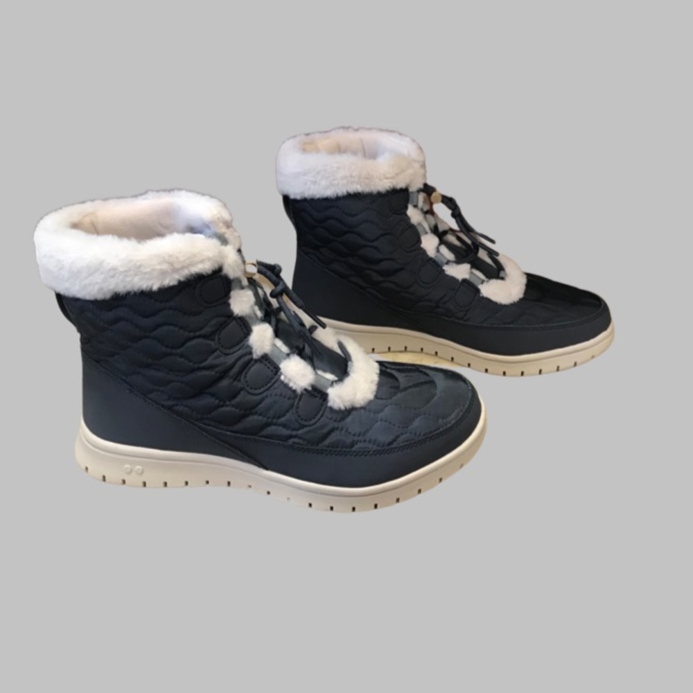 Women’s Ryka navy water repellent snow ankle boots, Size 8.5M - Picture 4 of 11